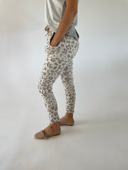 Lida Leopard Pant